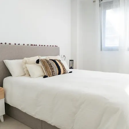 Nuevo Junto Al Mar Con Plaza De Garaje!! Perfecto Familias Apartment *
