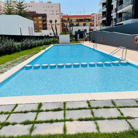 Nuevo Junto Al Mar Con Plaza De Garaje!! Perfecto Familias
