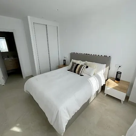 Nuevo Junto Al Mar Con Plaza De Garaje!! Perfecto Familias *